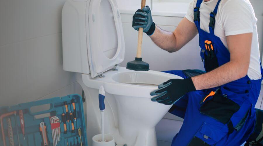 Professional emergency plumbing in Detroit, ME